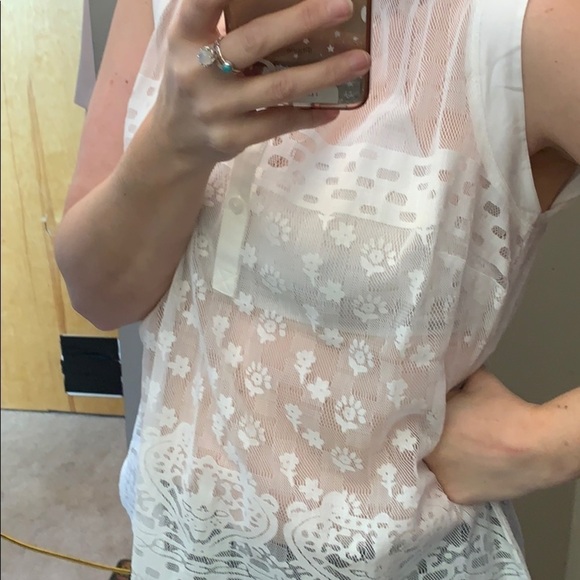 CAbi Prudence Sheer White Floral Lace Sleeveless Blouse - Picture 5 of 14